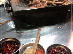 -胡四哥特色火盆烧烤(总店)