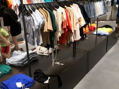 -URBAN REVIVO(七宝领展广场店)