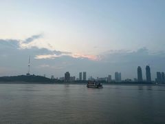 -武昌中华路码头(轮渡站)