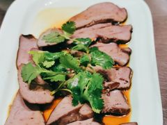 -潮界(LU·ONE凯德晶萃广场店)