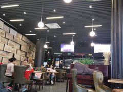 -汽车博物馆主题餐厅