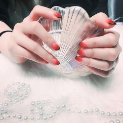 -吉吉靓甲美睫