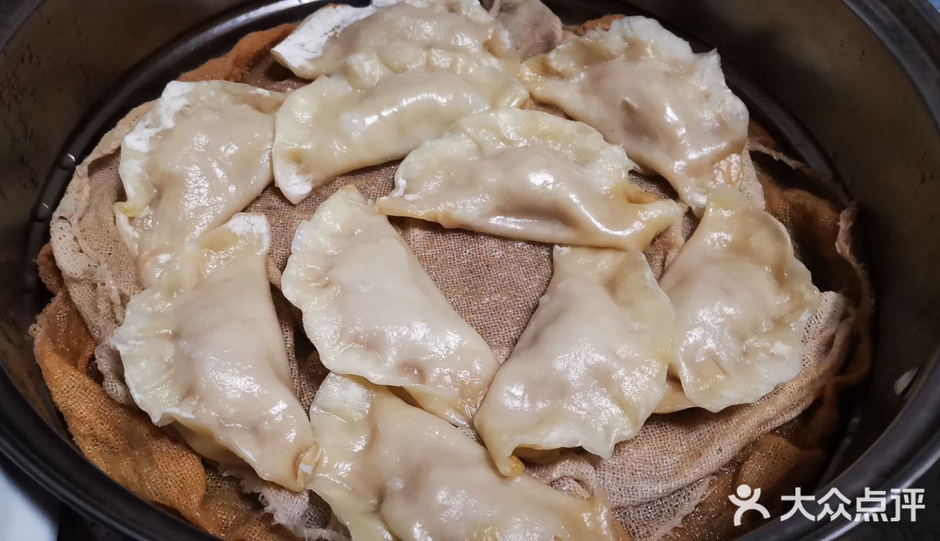 哈哈 羊肉火锅湯的鲜味浓郁