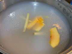 粥水锅底-华哥新鲜猪精品美食