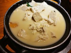 -吃饭皇帝大土家民族菜(正大广场店)