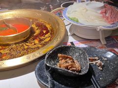 -哥老官重庆美蛙鱼头(日月光店)