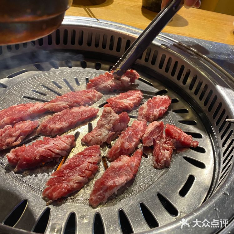 圣诞约会餐厅指南|九尾壶·炭火烤肉
