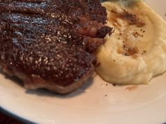 -羽深肉铺 Steak & Wine