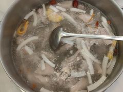 -喃喃椰·糟粕醋·椰子鸡火锅(七堡花园店)