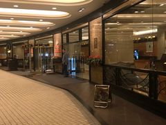 -深圳富苑皇冠假日套房酒店