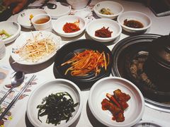 餐前小菜-本家韩国烤肉(青岛万象城店)