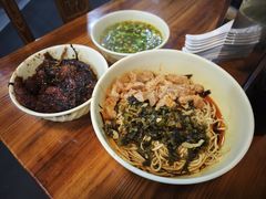 葱油辣肉拌面-春和面馆(常德路店)
