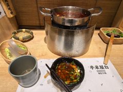 -独食火锅·半米屋台(直营总店)