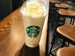 -星巴克(西藏路店)