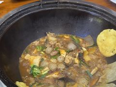 -曹丞相·地锅鸡·地锅鱼(武林店)