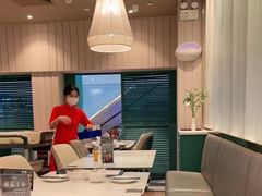 -美奈小馆·越南料理(中航城君尚购物中心店)