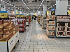 -沃尔玛(前山店)