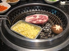 -木槿花韩式炭烤·熟成肉工坊(孙文东路店)