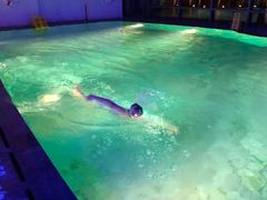 -上海滴水湖皇冠假日酒店