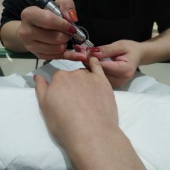 -好看加白色房子
