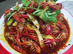 -乡土黄·鲜牛肉火锅·小龙虾(兴业街店)