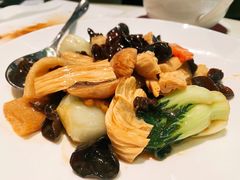 竹笙顶湖上素-御宝轩(益丰·外滩源店)