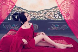 -盘子女人坊生日照·摄影馆(华强店)