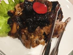 -海派美食·家宴海鲜青岛菜·石锅鲽鱼头(东方城店)