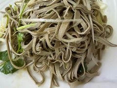 -溢心园香河肉饼总店