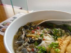 -甘掌门·化州驰名牛杂粉(越秀店)