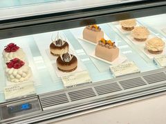-潮一不贰·西式简餐·法式甜品(外滩店)