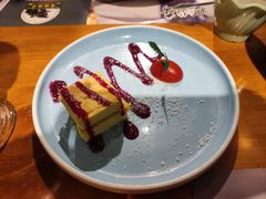 -米德维奇俄式西餐厅(西六道街店)