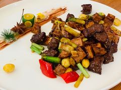 -渝半城经典川粤菜(重庆天地店)