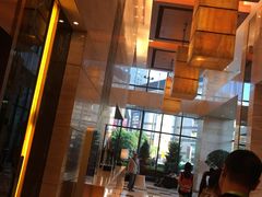 -上海龙之梦万丽酒店