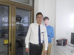 -翰佐蔡司小乐圆·依视路星趣控·暴龙眼镜折扣店