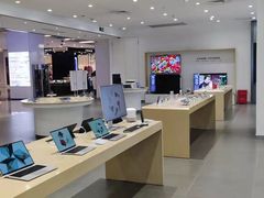 -华为授权体验店(中山公园来福士)