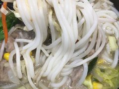 肥牛米线-灵芝妹子海鲜米线(凯德和平广场店)