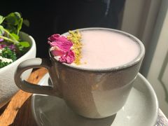 -FLOVIE FLORIST CAFE