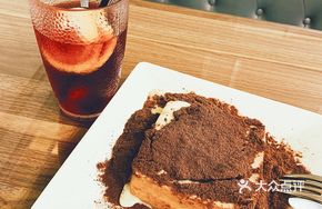 Aviation Chocolate Sauce Toast