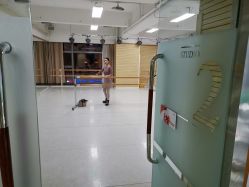 -艾薇芭蕾艺术中心