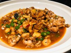 干锅紫苏牛蛙-凤凰湘语·湘粤鲜融(浦东旗舰店)