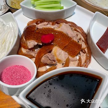 三月一日星期五周末，下班后和同事一起来车公庄附近展览