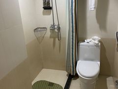 -大连长城大饭店(西安路地铁站店)