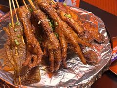 -何师烧烤Pro ·江湖川菜·小龙虾·精酿(太古里旗舰店)