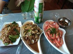 -覃记海鲜美食餐厅