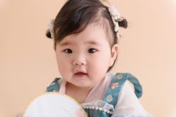 -爱你宝贝孕婴亲子摄影美学馆(绍兴店)