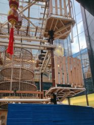 -PIPIKINGDOM皮皮王国欢乐号(欢乐海岸购物中心店)