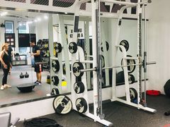 -汗水空间私教健身连锁(SM广场店)