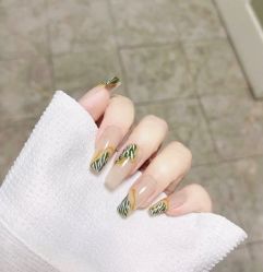 -LILY NAILS美甲美睫