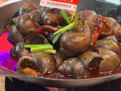 -老闵田螺馆·南昌特色小炒(梦时代店)